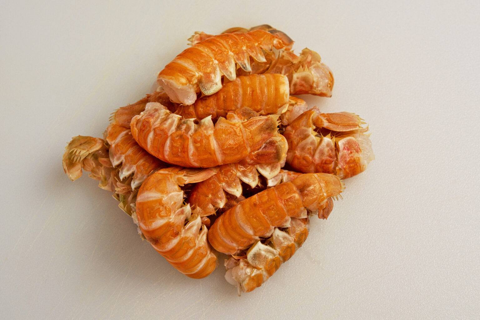 Ravioli med jomfruhummer i cremet flødesauce Mad med fisk