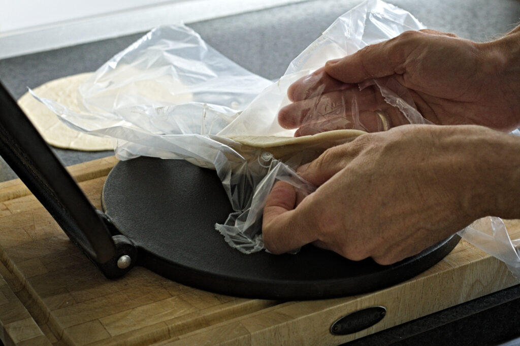 Presning af tortillas