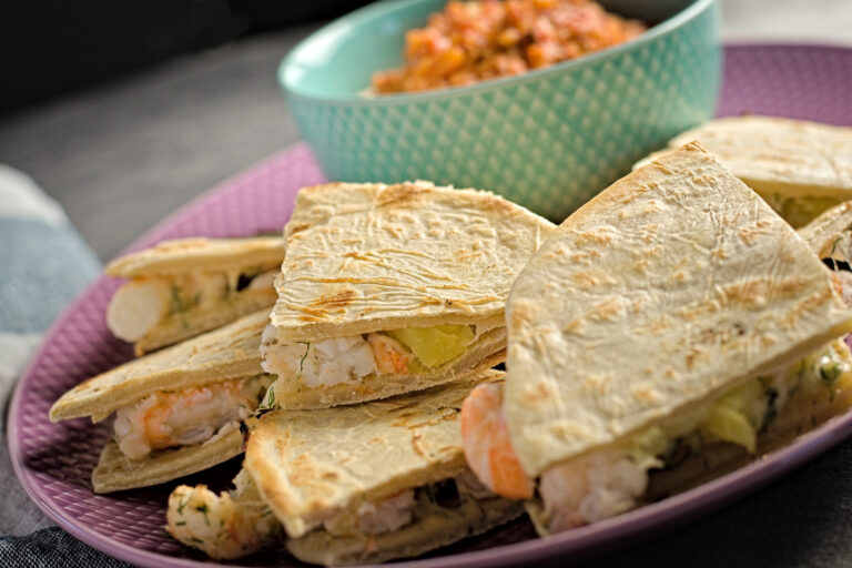 Read more about the article Quesadillas med jomfruhummer og kartofler